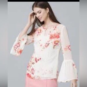 Like new WHBM pin-tucked floral blouse